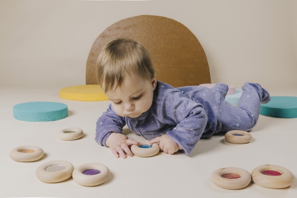 PETIT BOUM - Sensorikspielzeug "Calm Donut Red"
